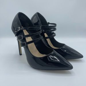 Black 5 inch Jodelle’s from Shoedazzle.